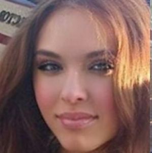 Meet your Posher, Jasmin